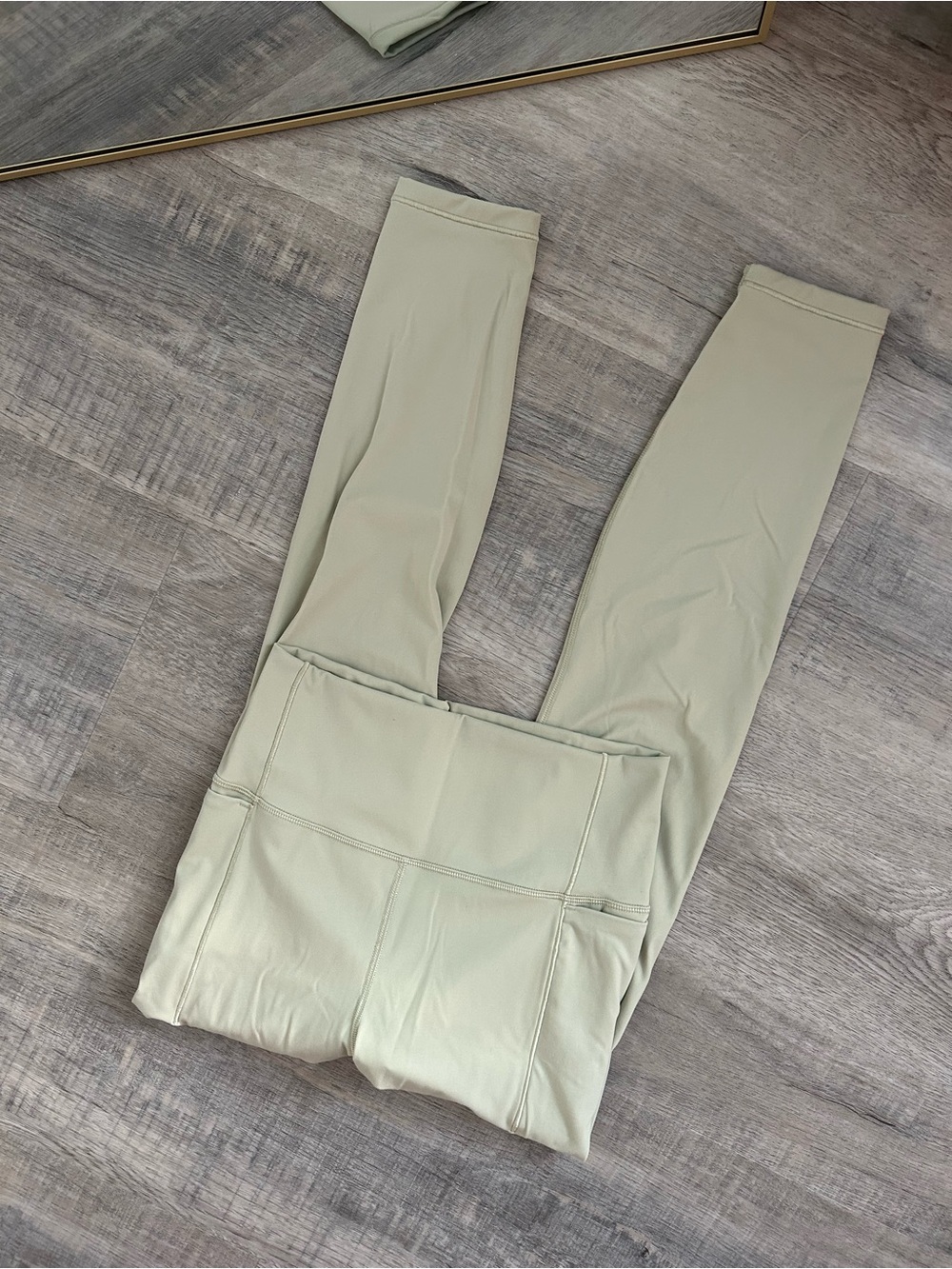 CALIA Size Medium High Rise Pocket Leggings Soft Sage Green Athletic Yoga Pant M
